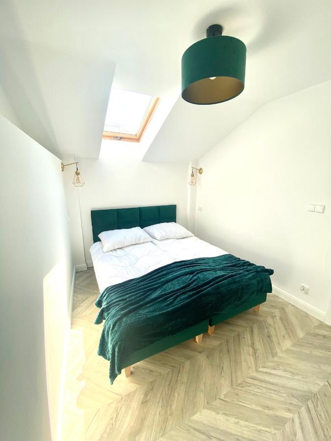 Apartament Sanok-Z Widokiem Na Rynek I Tarasem Buitenkant foto
